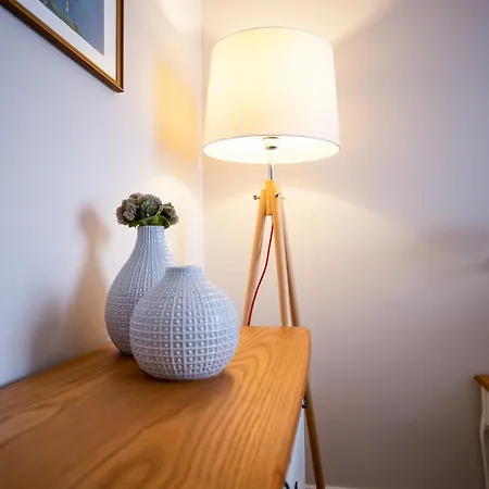 Apartment Stylish - Parking And Balcony *