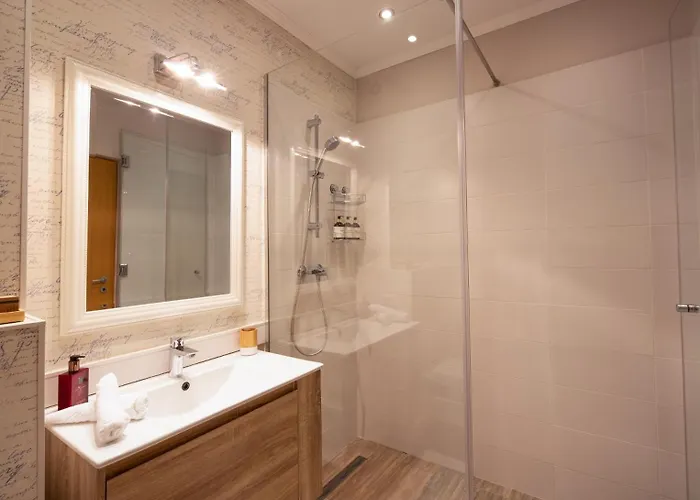 Stylish - Parking And Balcony 克卢日-纳波卡