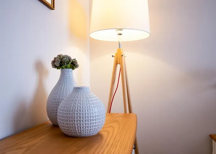 Apartment Stylish - Parking And Balcony *